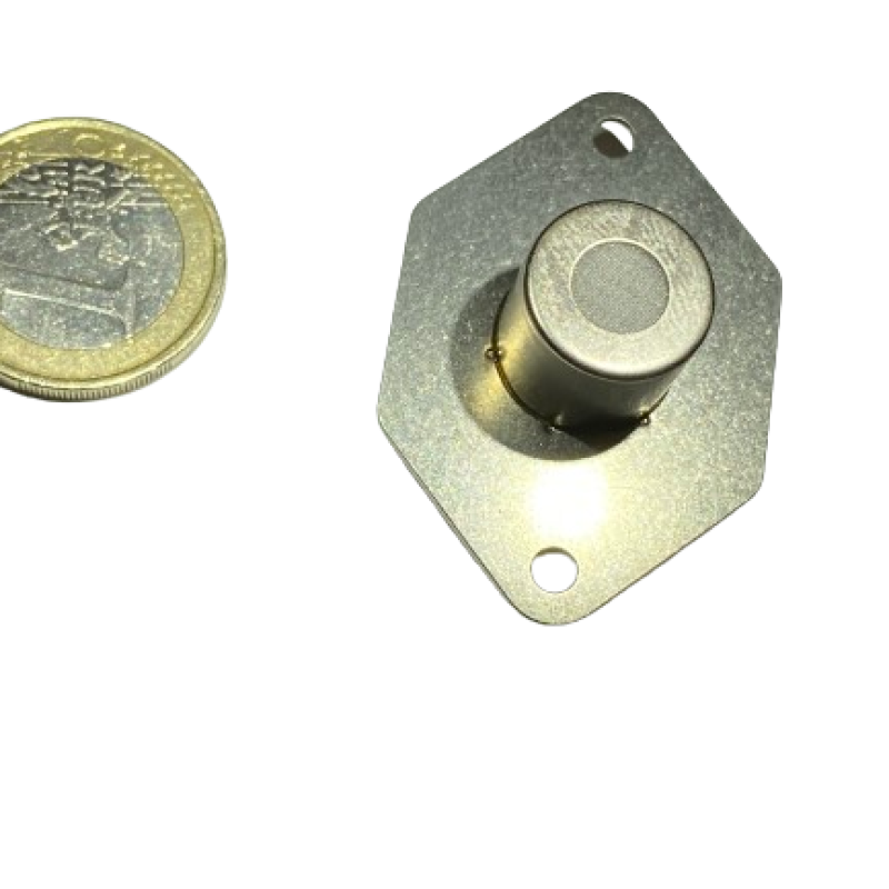 SO‑B1‑XXX mini zirconia oxygen sensor module mounted on sensor evaluation board with microcontroller and connectors.
