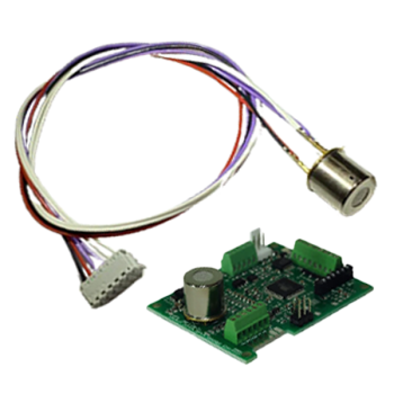 SO‑E2‑XXX‑D040C mini oxygen sensor module mounted on sensor evaluation board with microcontroller and connectors.